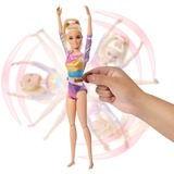 Mattel Barbie Turnen speelset met blonde modepop en evenwichtsbalk 