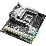 ASRock X670E Steel Legend socket AM5 moederbord Zilver/zwart, RAID, 2.5Gb-LAN, WLAN, BT, Sound, ATX